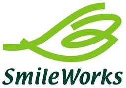 SmileWorksロゴ